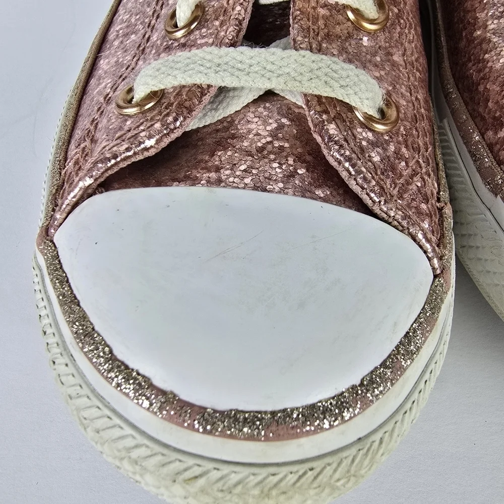 Converse Girl'sChuck Taylor Classic All StarLow Top Pink Sparkle Sneakers Size 3